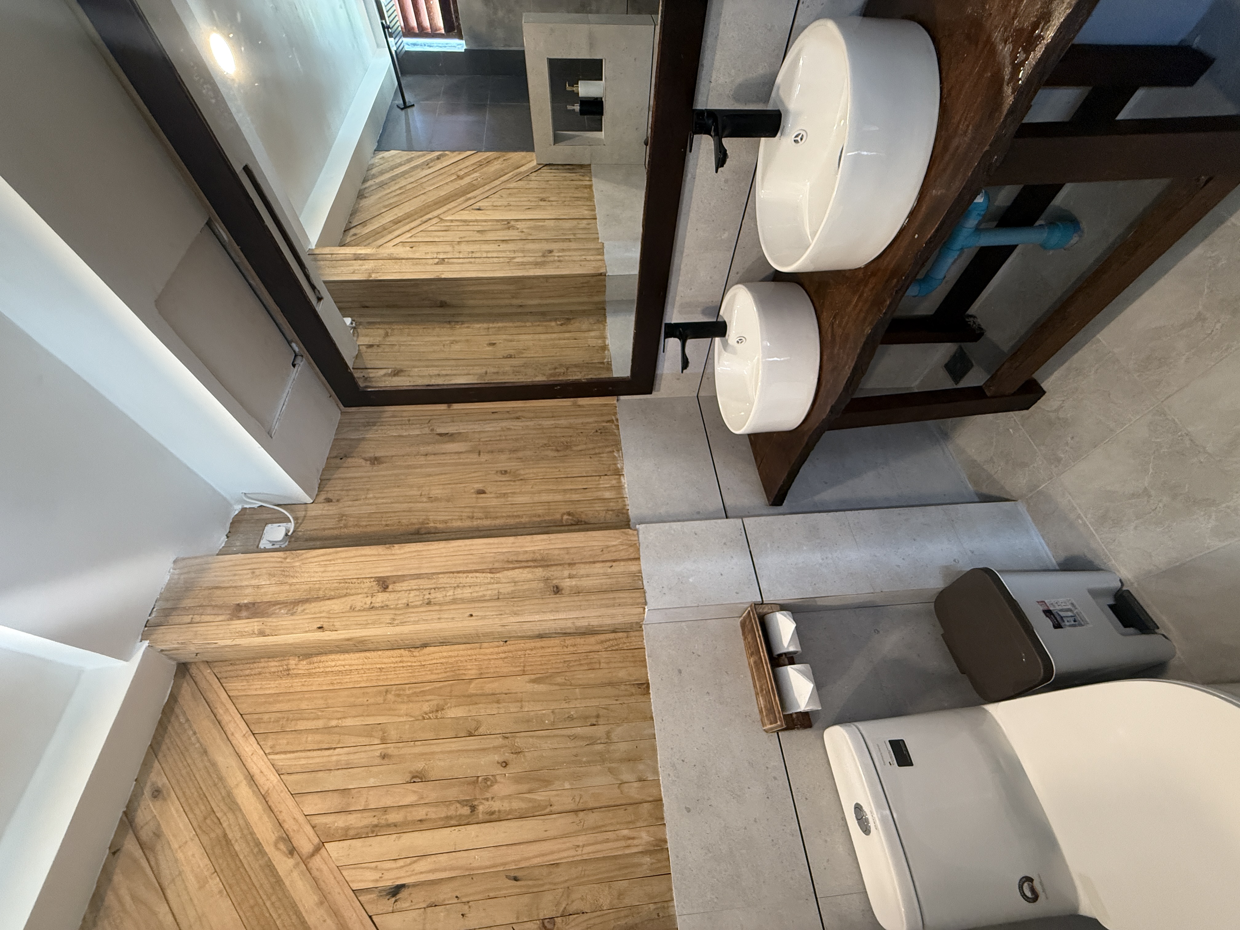 Garden View Suite - Image 2